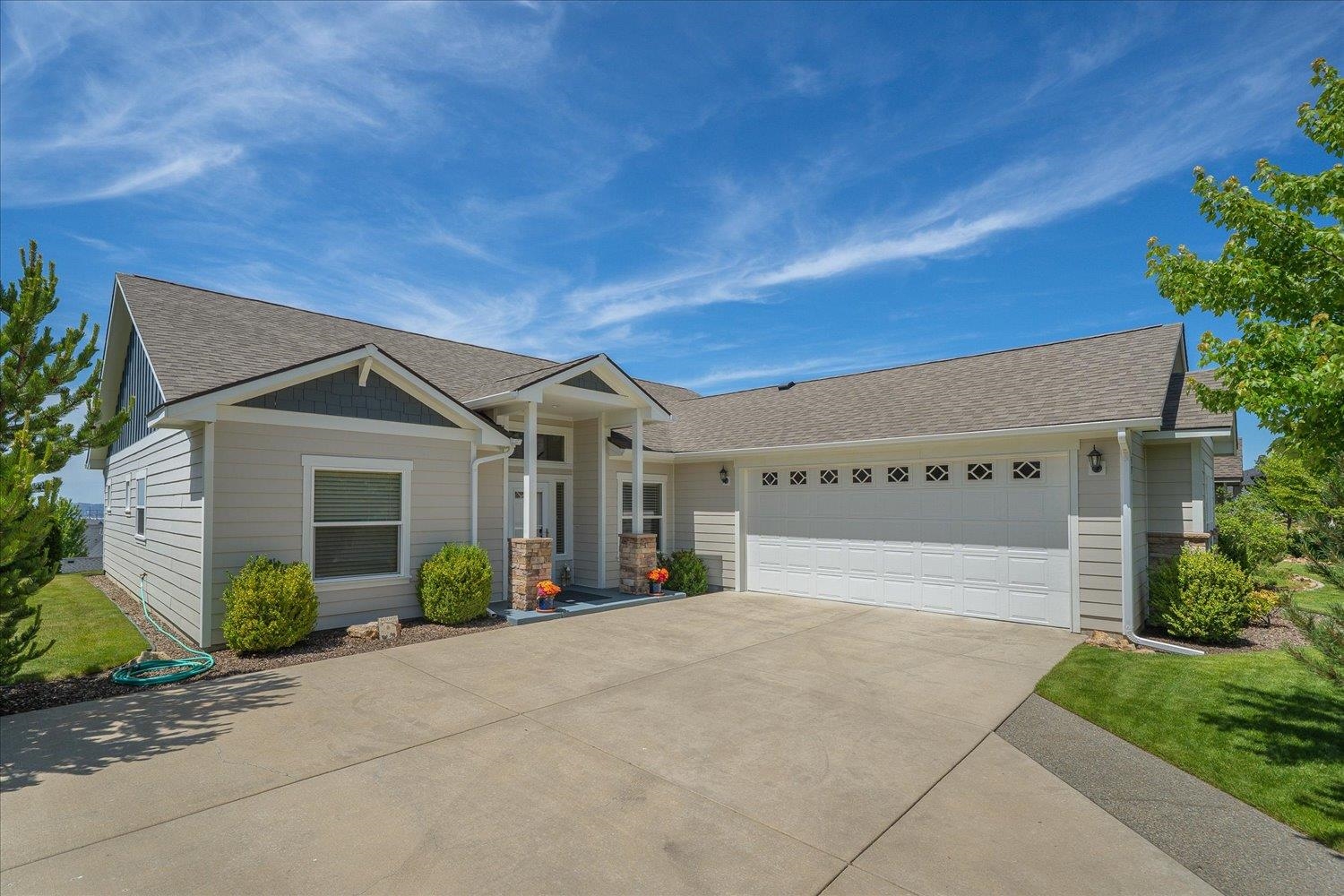 Liberty Lake, Washington, 99019, United States, 4 Bedrooms Bedrooms, ,2 BathroomsBathrooms,Residential,For Sale,1984848