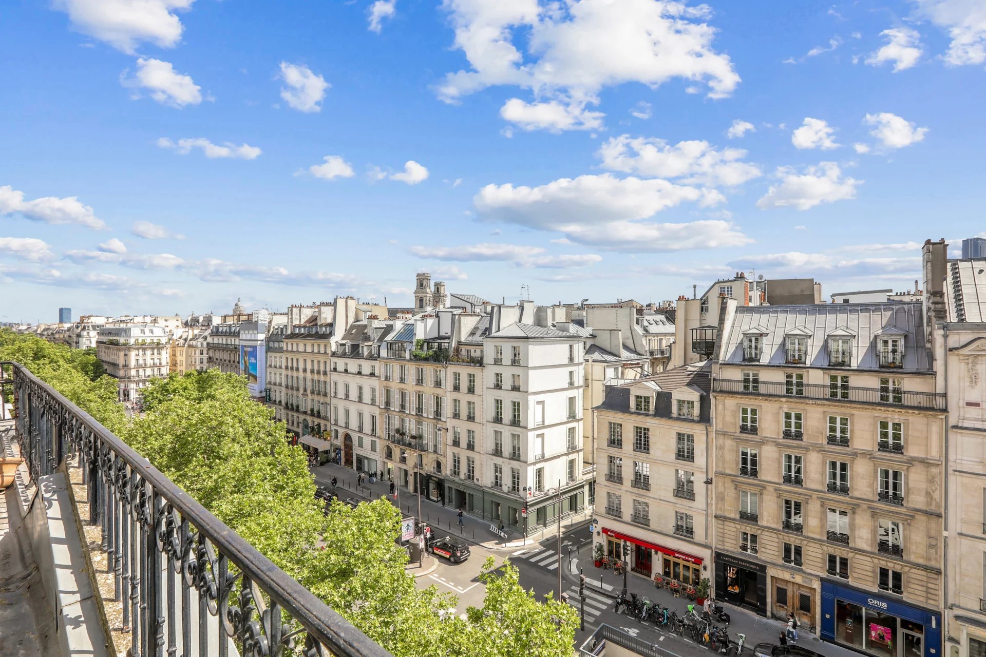 Paris 6th, Île-de-France, 75006, FR, 3 Bedrooms Bedrooms, ,3 BathroomsBathrooms,Residential,For Sale,1828205