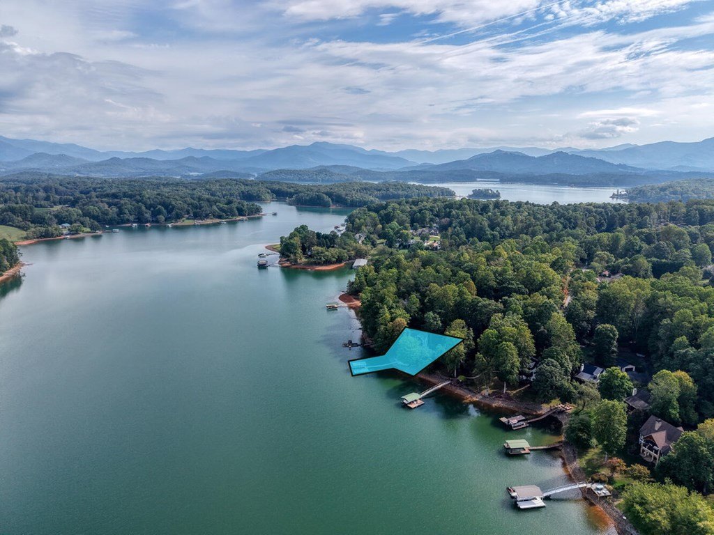 Young Harris, Georgia, 30582, United States, 3 Bedrooms Bedrooms, ,4 BathroomsBathrooms,Residential,For Sale,1975492