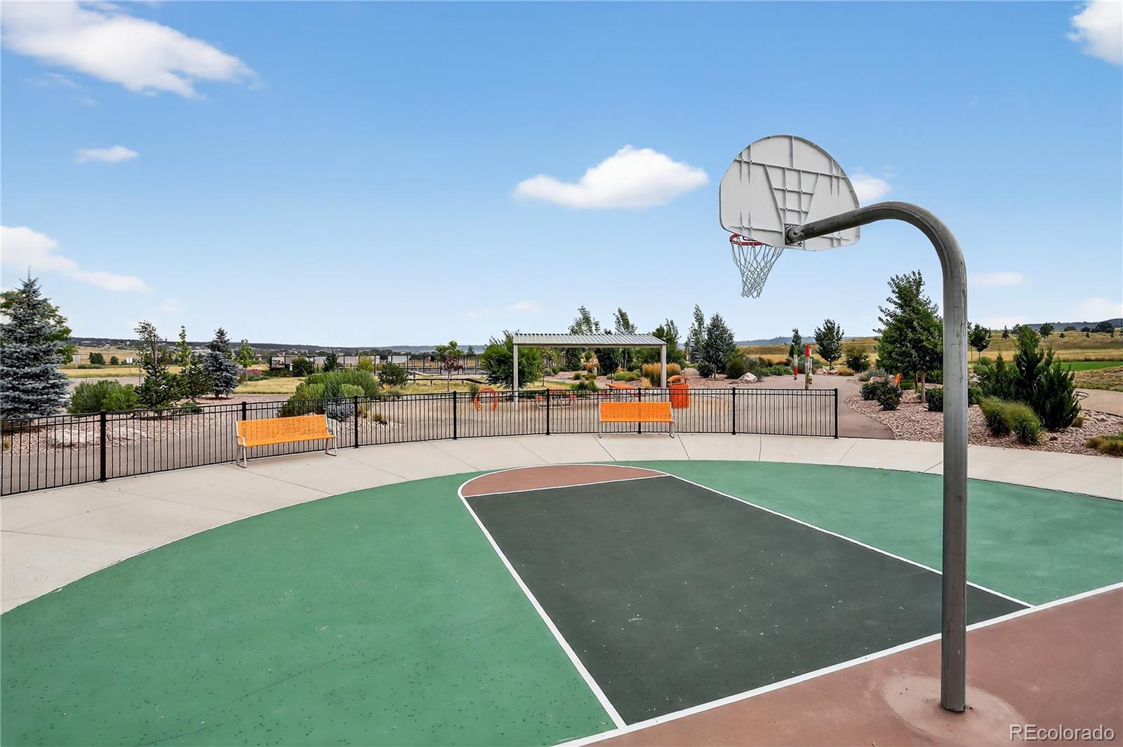 Castle Rock, Colorado, 80108, United States, 4 Bedrooms Bedrooms, ,3 BathroomsBathrooms,Residential,For Sale,1917408