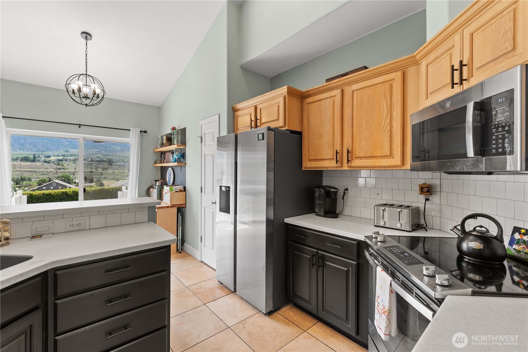 East Wenatchee, Washington, 98802, United States, 3 Bedrooms Bedrooms, ,1 BathroomBathrooms,Residential,For Sale,1818032