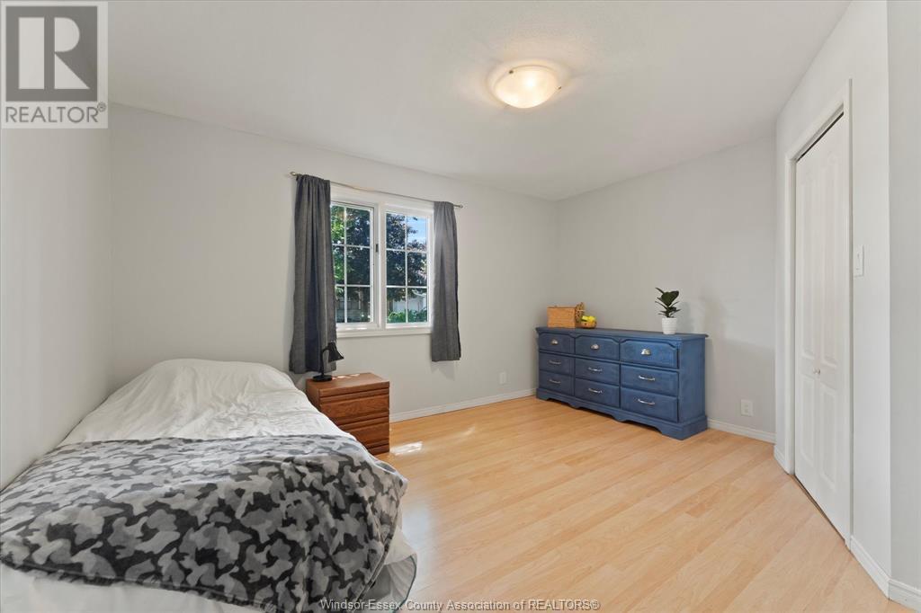 WINDSOR, Ontario, N8P 1C1, CA, 3 Bedrooms Bedrooms, ,2 BathroomsBathrooms,Residential,For Sale,1882295