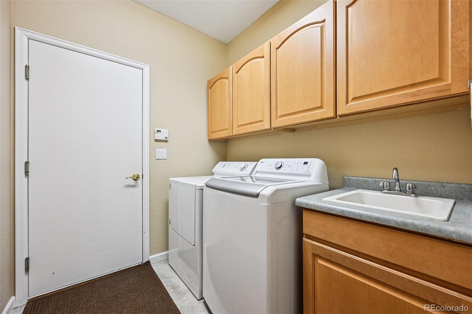 Arvada, Colorado, 80004, United States, 4 Bedrooms Bedrooms, ,2 BathroomsBathrooms,Residential,For Sale,1984422