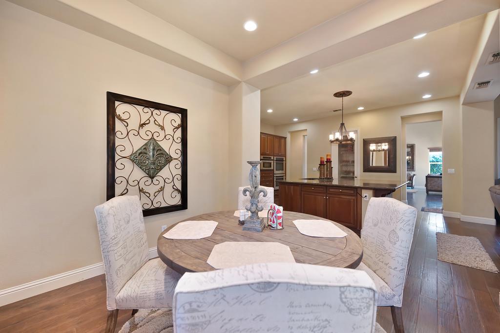 El Dorado Hills, California, 95762, United States, 4 Bedrooms Bedrooms, ,4 BathroomsBathrooms,Residential,For Sale,1988324