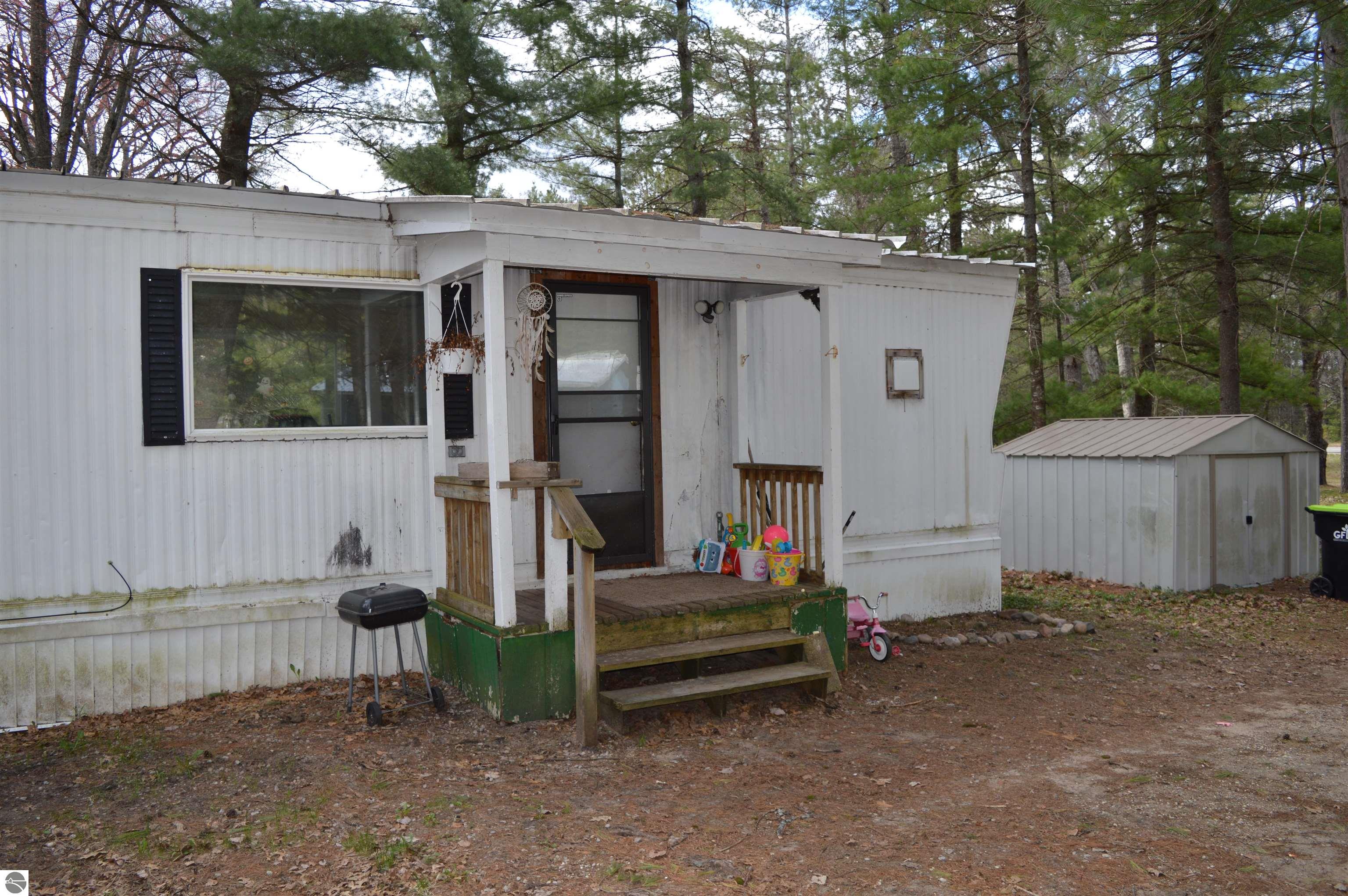 M 72 , Kalkaska, MI 49646