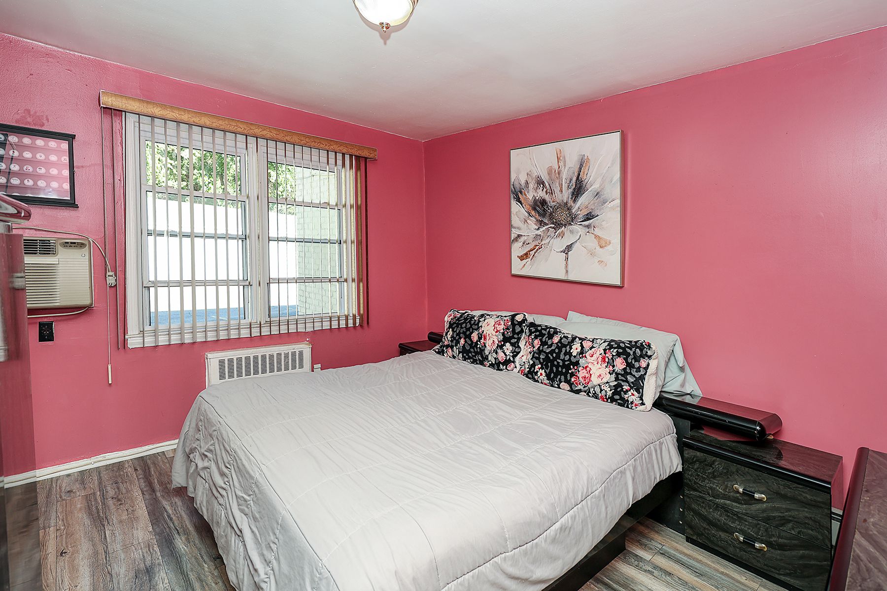  251-37 71st Road, Glen Oaks, NY, 11426 - 物件實景