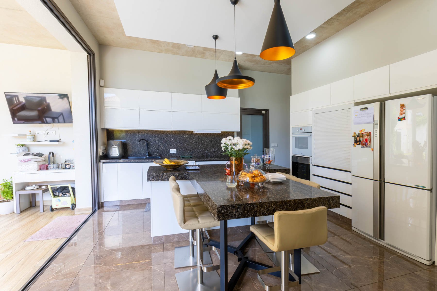  Contemporary 4-Bedroom Villa with Private Pool in Agios Athanasios, Limassol - 物件實景