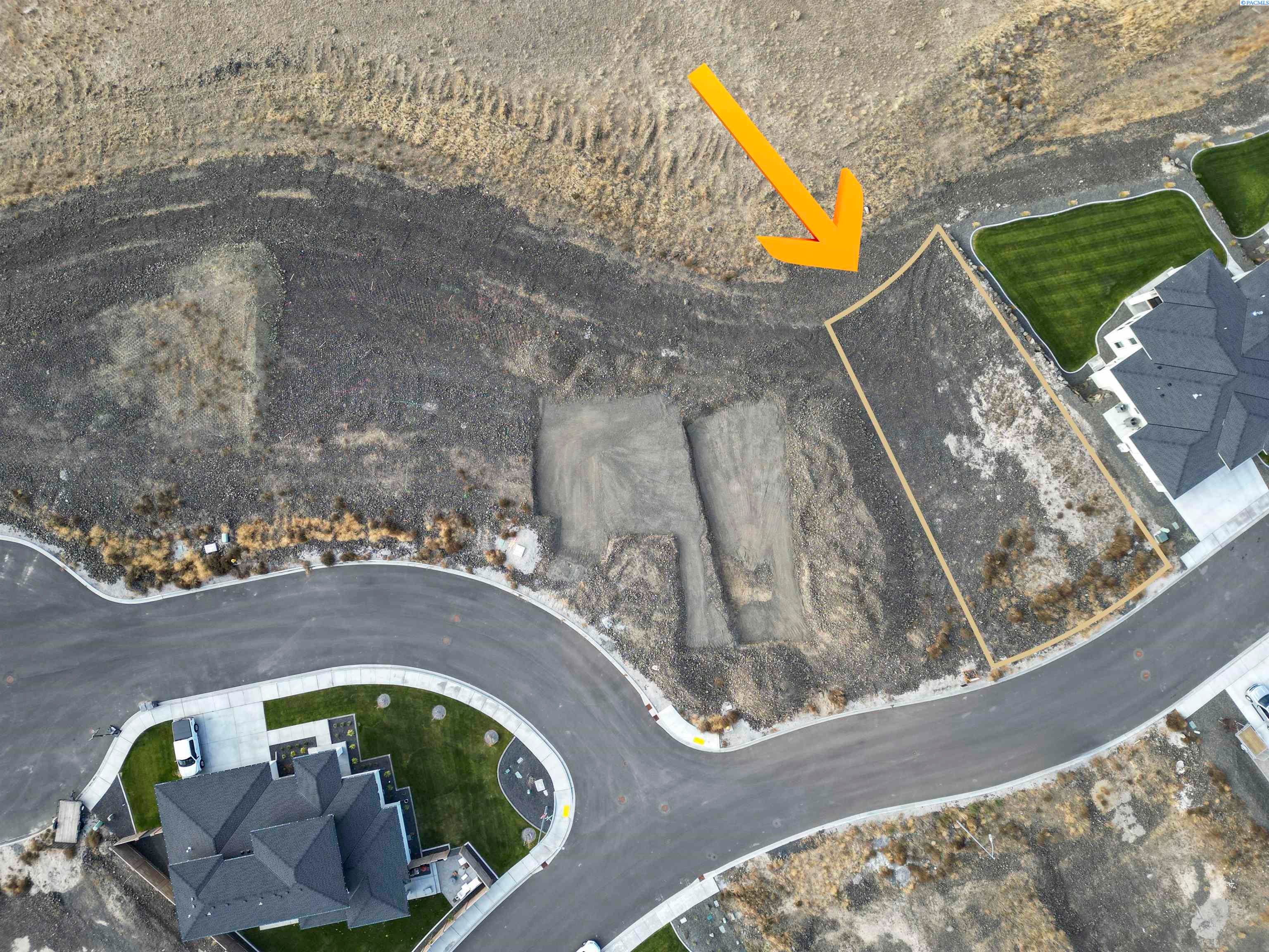 Kennewick, Washington, 99337, United States, 5 Bedrooms Bedrooms, ,3 BathroomsBathrooms,Residential,For Sale,1983309