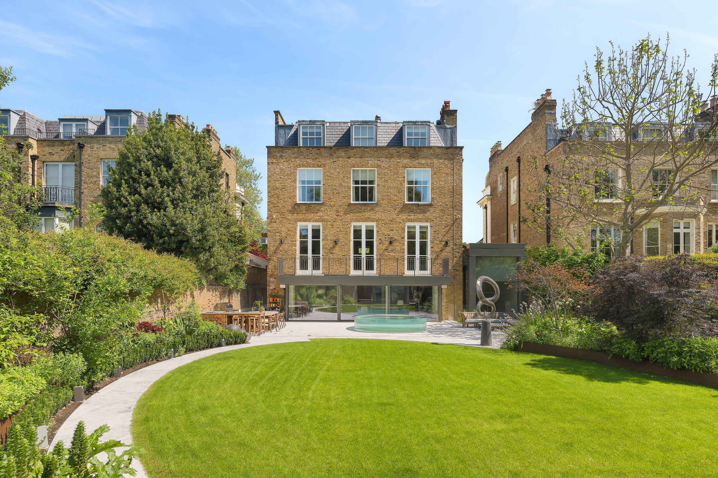  A Magnificent Family House with a 100ft West-Facing Garden - 物件實景