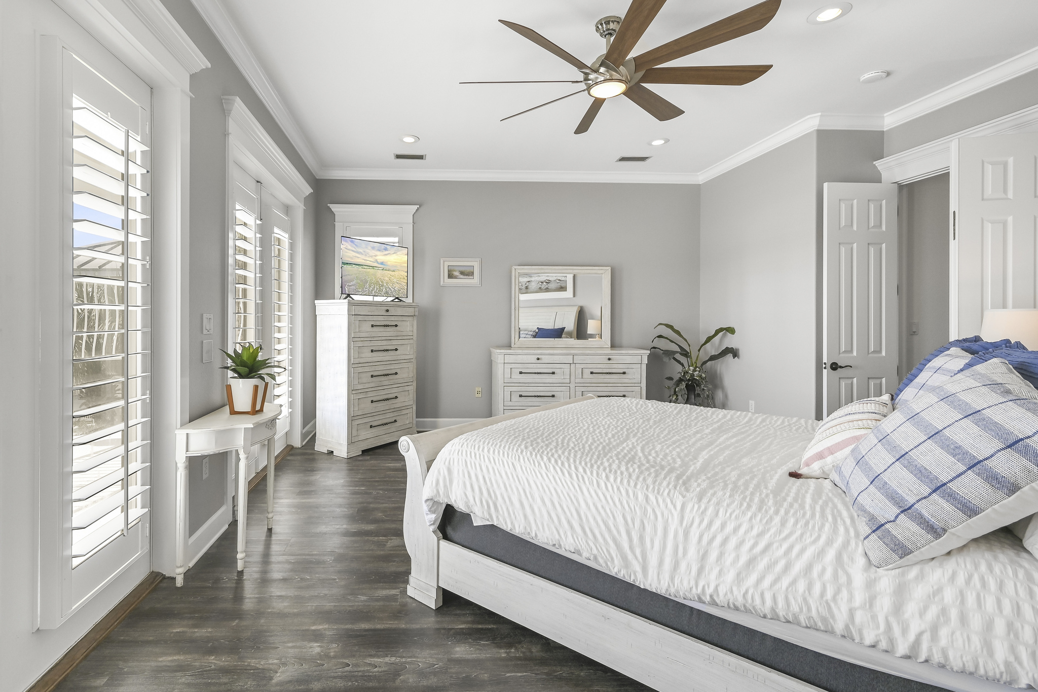  Lakefront Retreat With Pool In Destin