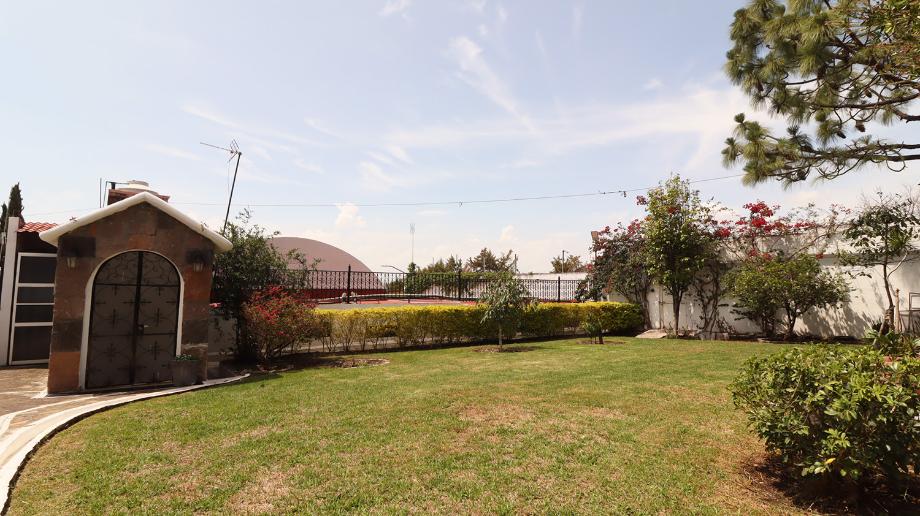Morelia, Michoacán de Ocampo, 58337, Mexico, 16 Bedrooms Bedrooms, ,14 BathroomsBathrooms,Residential,For Sale,1850325