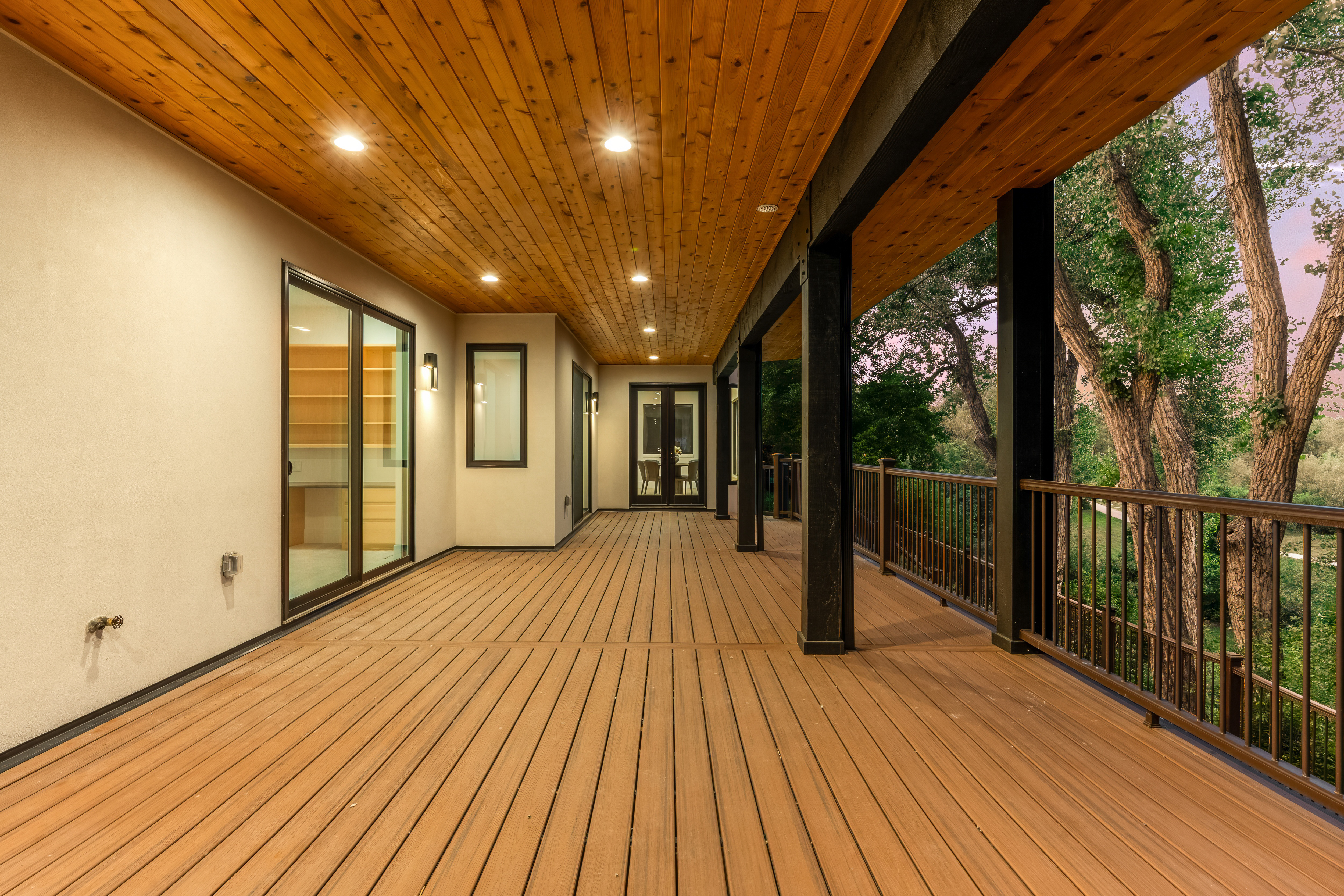  Elevated high above Woodie Hollow Park with Direct Mountain Views - 物件實景