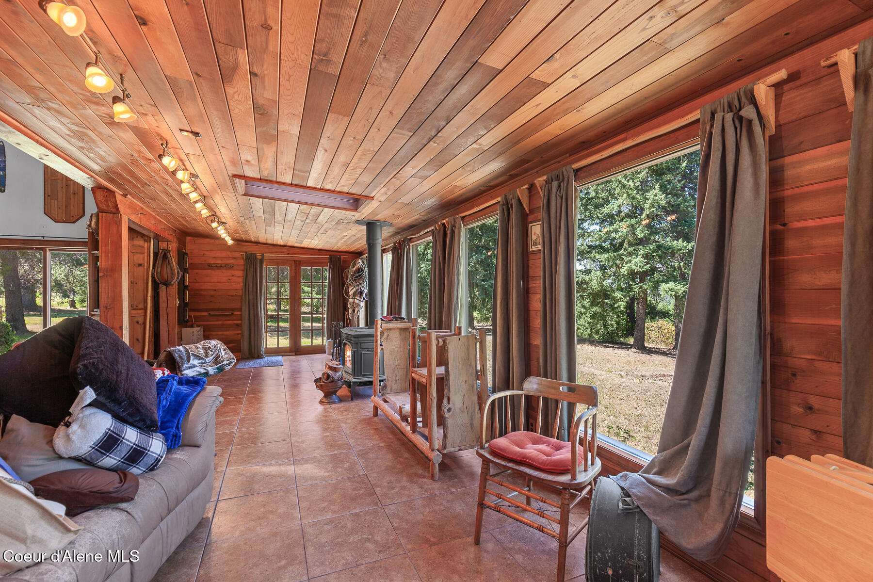 Spirit Lake, Idaho, 83869, United States, 3 Bedrooms Bedrooms, ,3 BathroomsBathrooms,Residential,For Sale,1931284