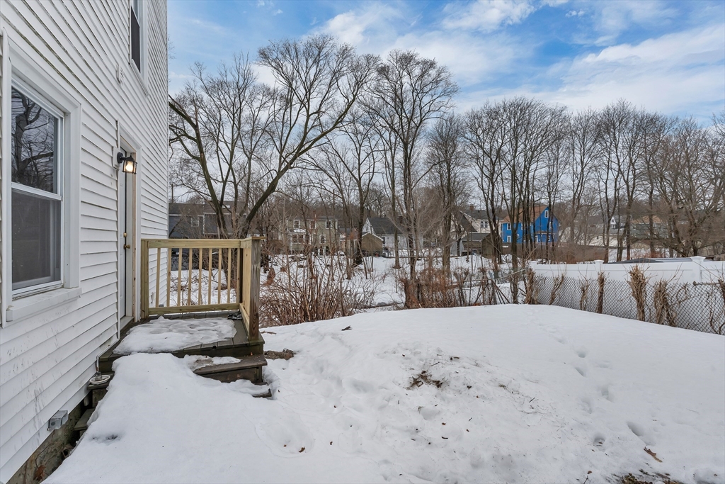 Dedham, Massachusetts, 02026, United States, 3 Bedrooms Bedrooms, ,2 BathroomsBathrooms,Residential,For Sale,2040275