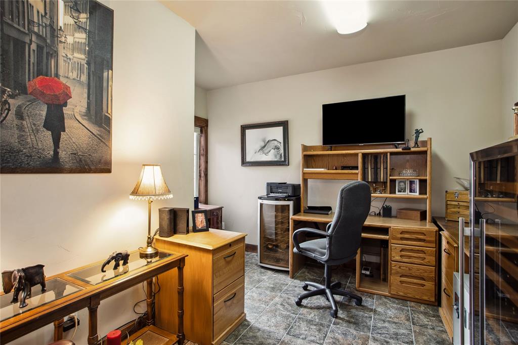 Polson, Montana, 59860, United States, 3 Bedrooms Bedrooms, ,2 BathroomsBathrooms,Residential,For Sale,1983270