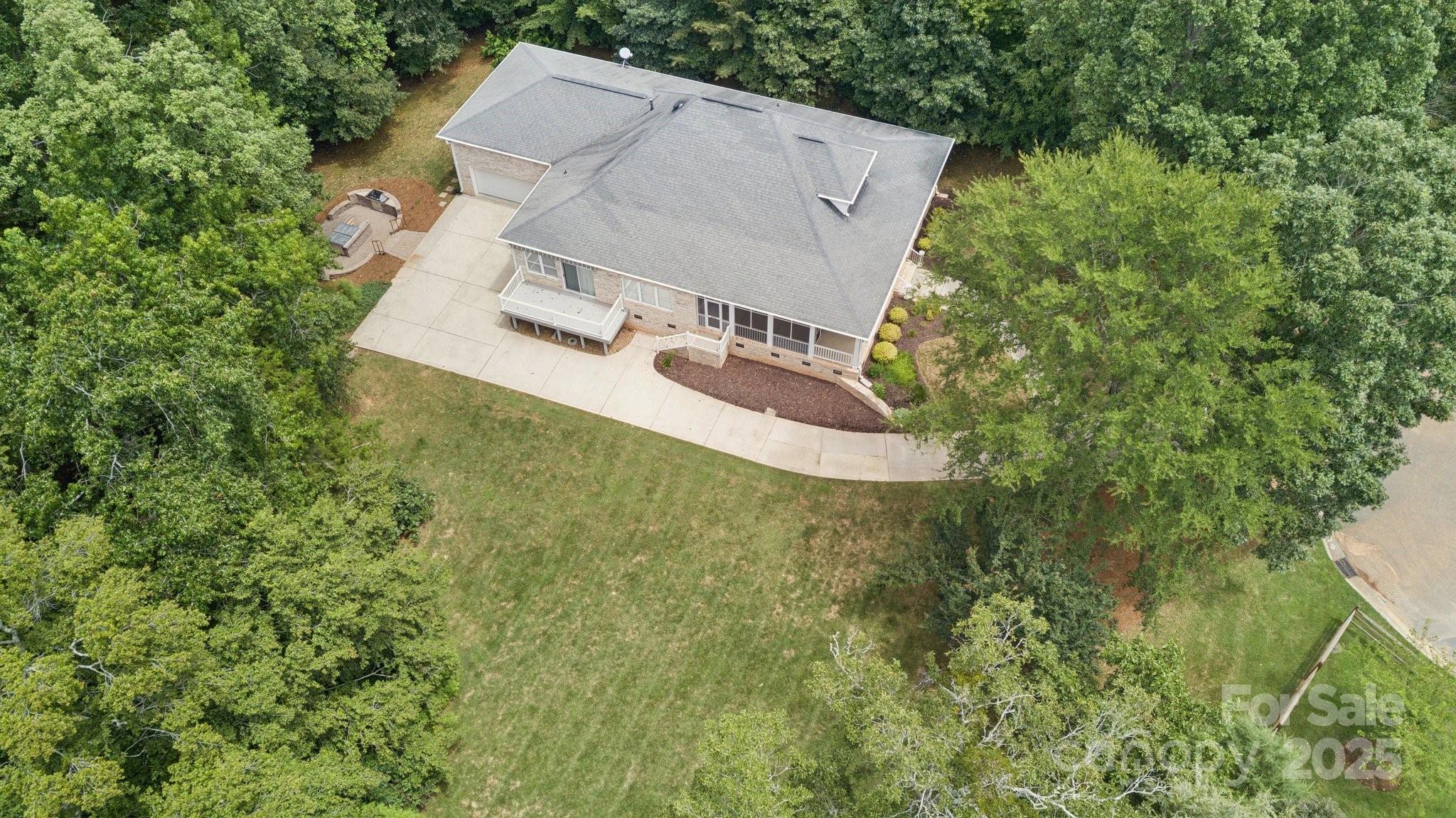 Waxhaw, North Carolina, 28173, United States, 3 Bedrooms Bedrooms, ,3 BathroomsBathrooms,Residential,For Sale,1911219