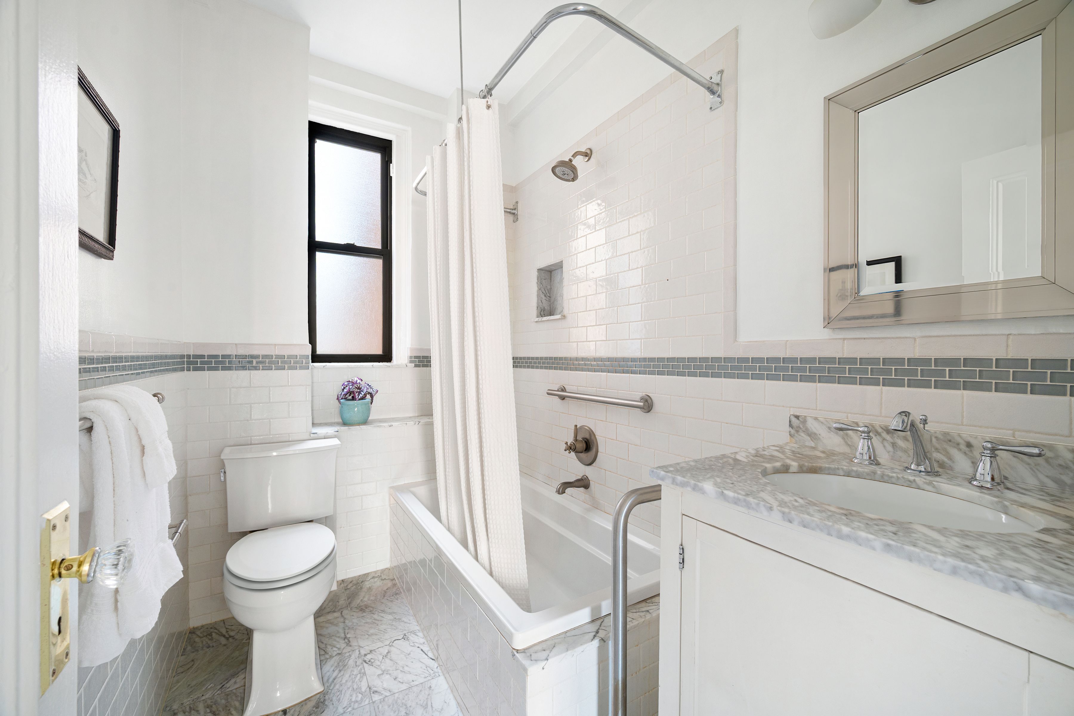  Sunlit Prewar Home on the Upper West Side - 物件實景