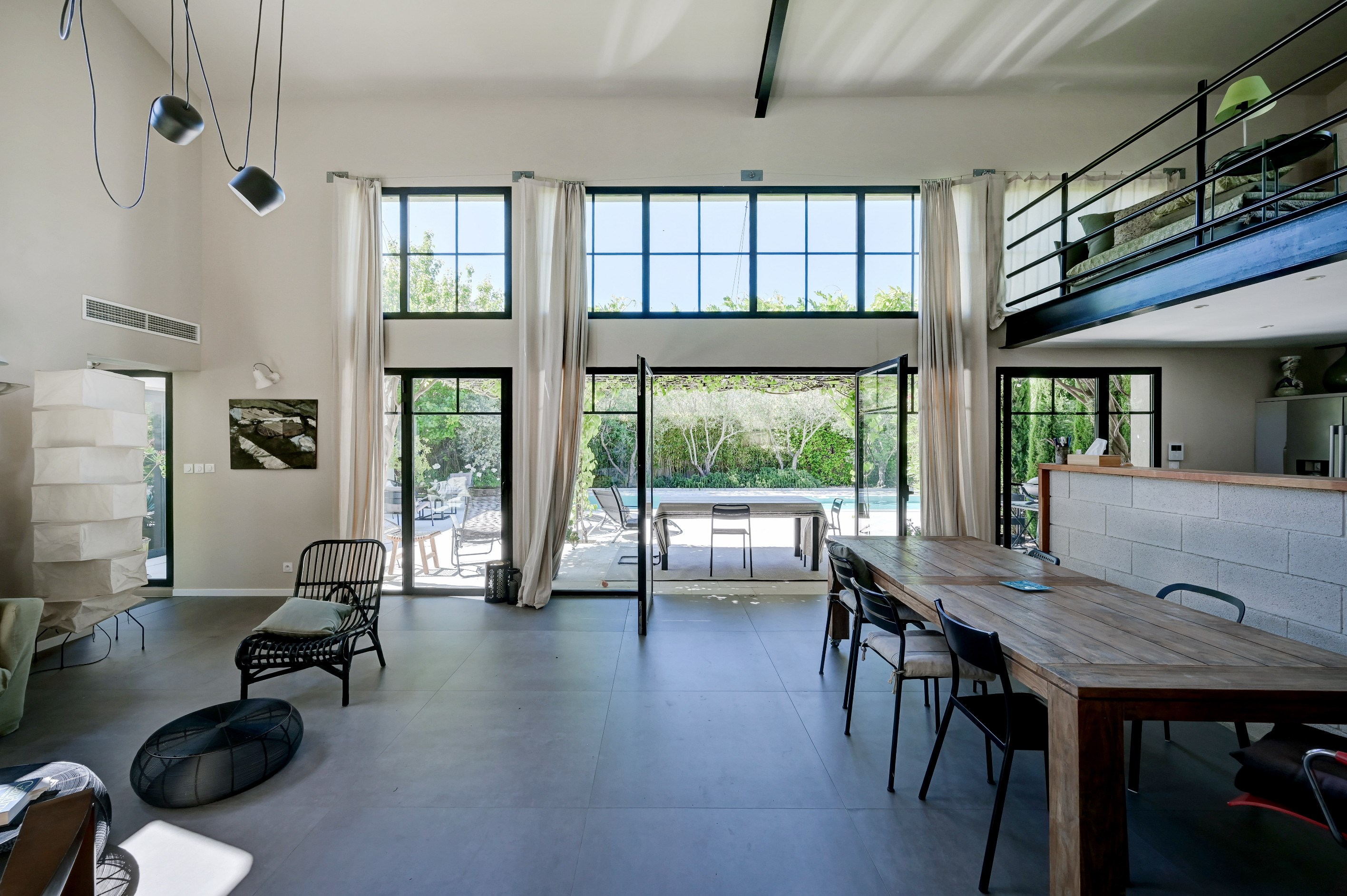  Saint Rémy de Provence - Beautiful contemporary house 10 minutes
