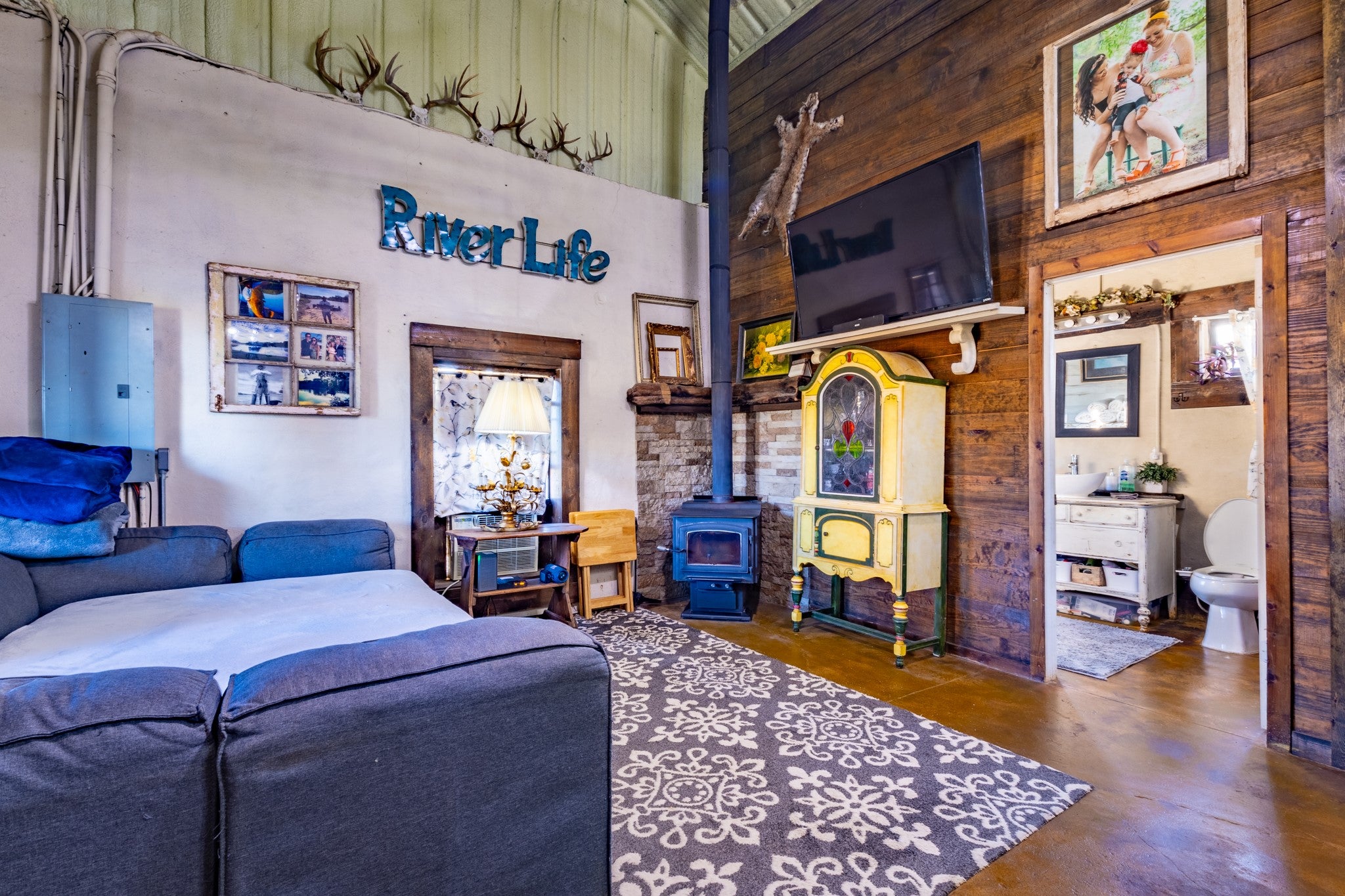 South Bend, Texas, 76481, United States, 2 Bedrooms Bedrooms, ,1 BathroomBathrooms,Residential,For Sale,1980109