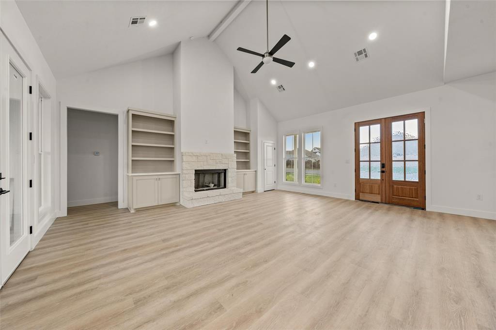 Robinson, Texas, 76706, United States, 4 Bedrooms Bedrooms, ,4 BathroomsBathrooms,Residential,For Sale,1981633