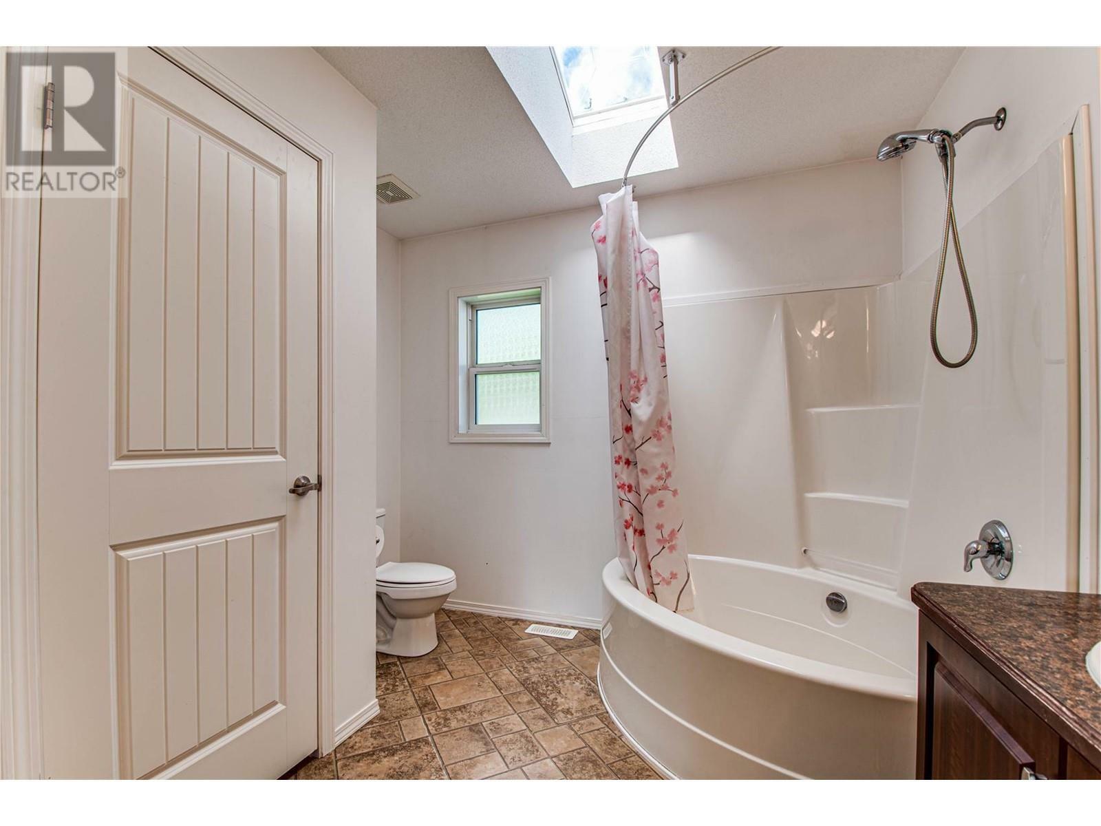 GRINDROD, British Columbia, V0E 1Y0, CA, 4 Bedrooms Bedrooms, ,2 BathroomsBathrooms,Residential,For Sale,1839130