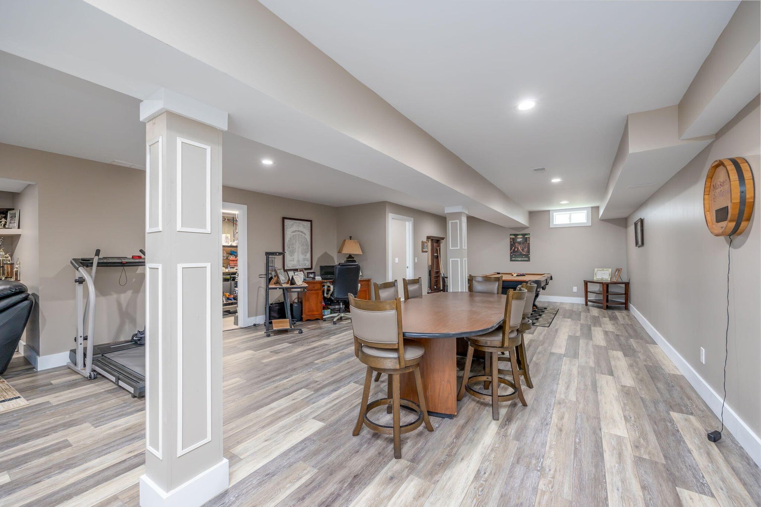 Canadian Lakes, Michigan, 49346, United States, 7 Bedrooms Bedrooms, ,5 BathroomsBathrooms,Residential,For Sale,1765643