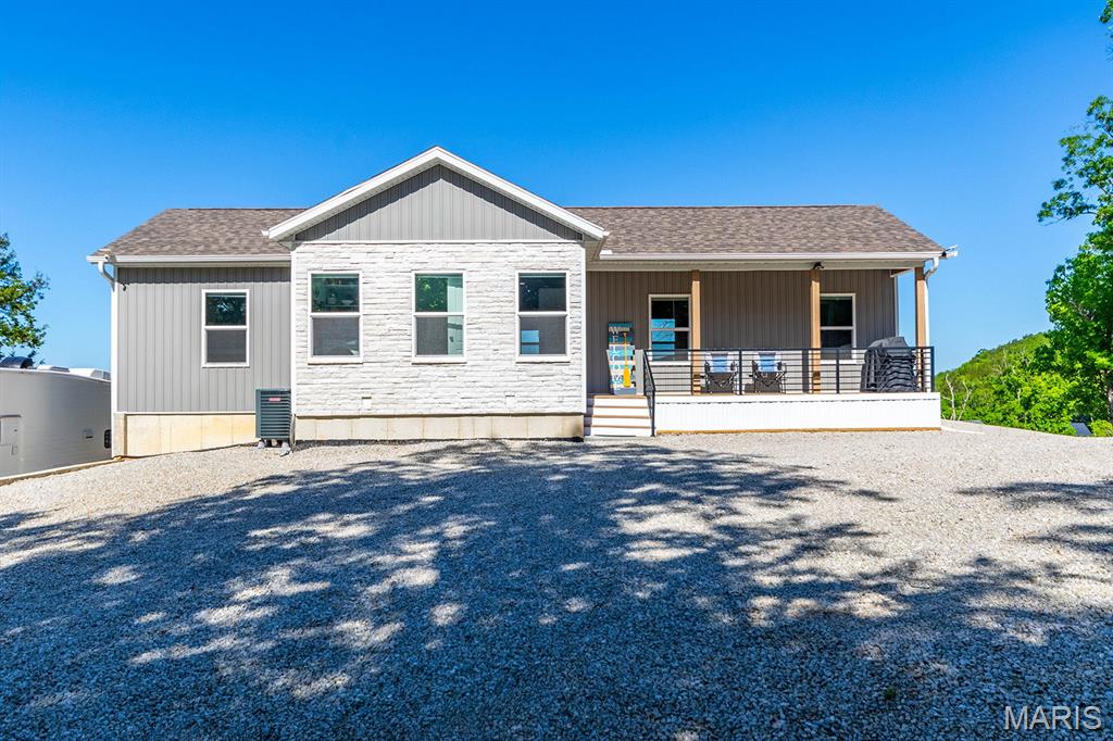Lincoln, Missouri, 65338, United States, 3 Bedrooms Bedrooms, ,3 BathroomsBathrooms,Residential,For Sale,2048481