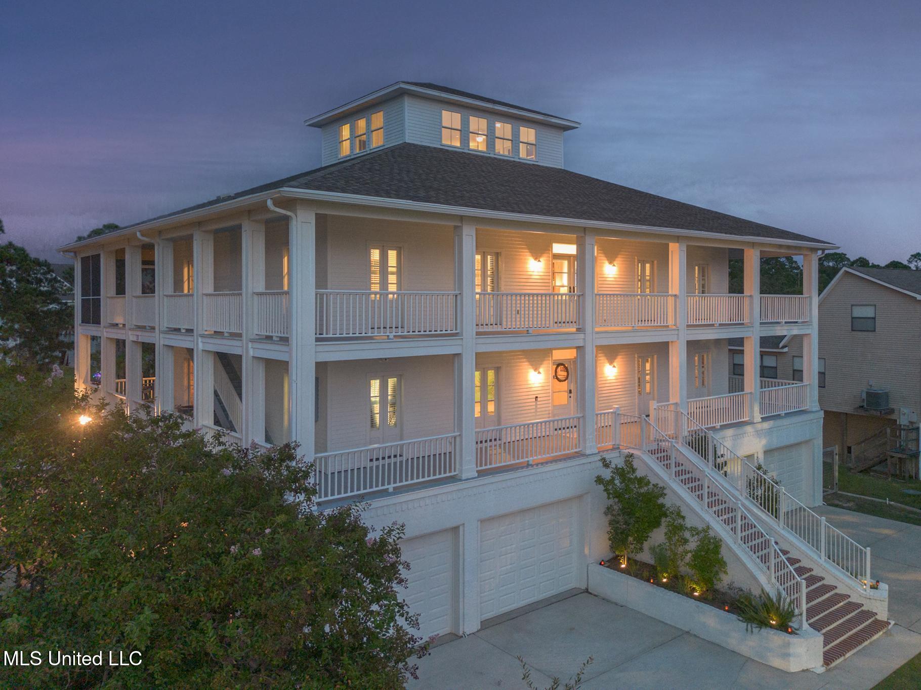 Pass Christian, Mississippi, 39571, United States, 5 Bedrooms Bedrooms, ,7 BathroomsBathrooms,Residential,For Sale,1989157