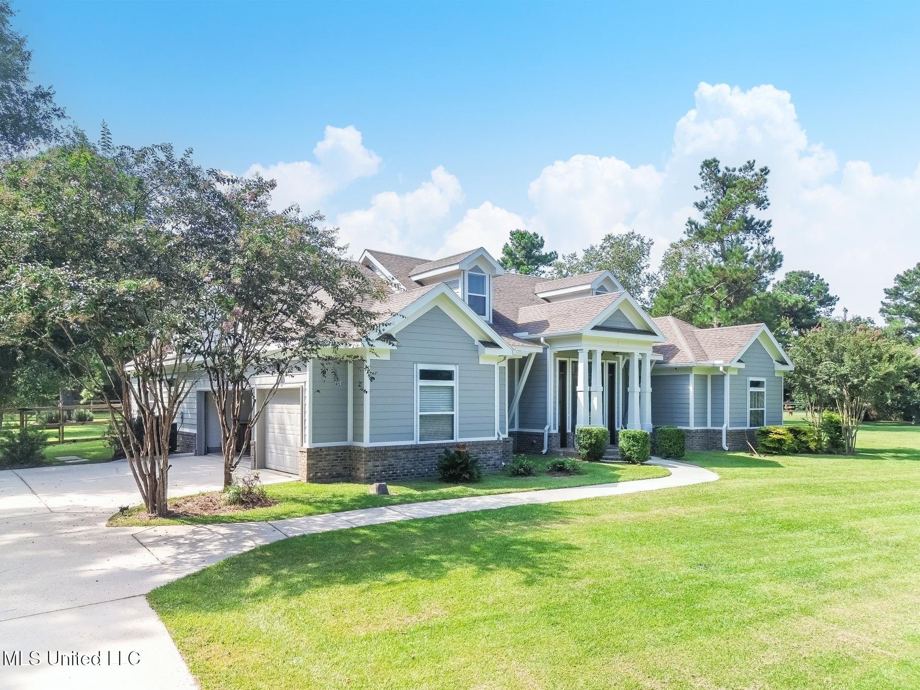 Pass Christian, Mississippi, 39571, United States, 3 Bedrooms Bedrooms, ,4 BathroomsBathrooms,Residential,For Sale,1943647