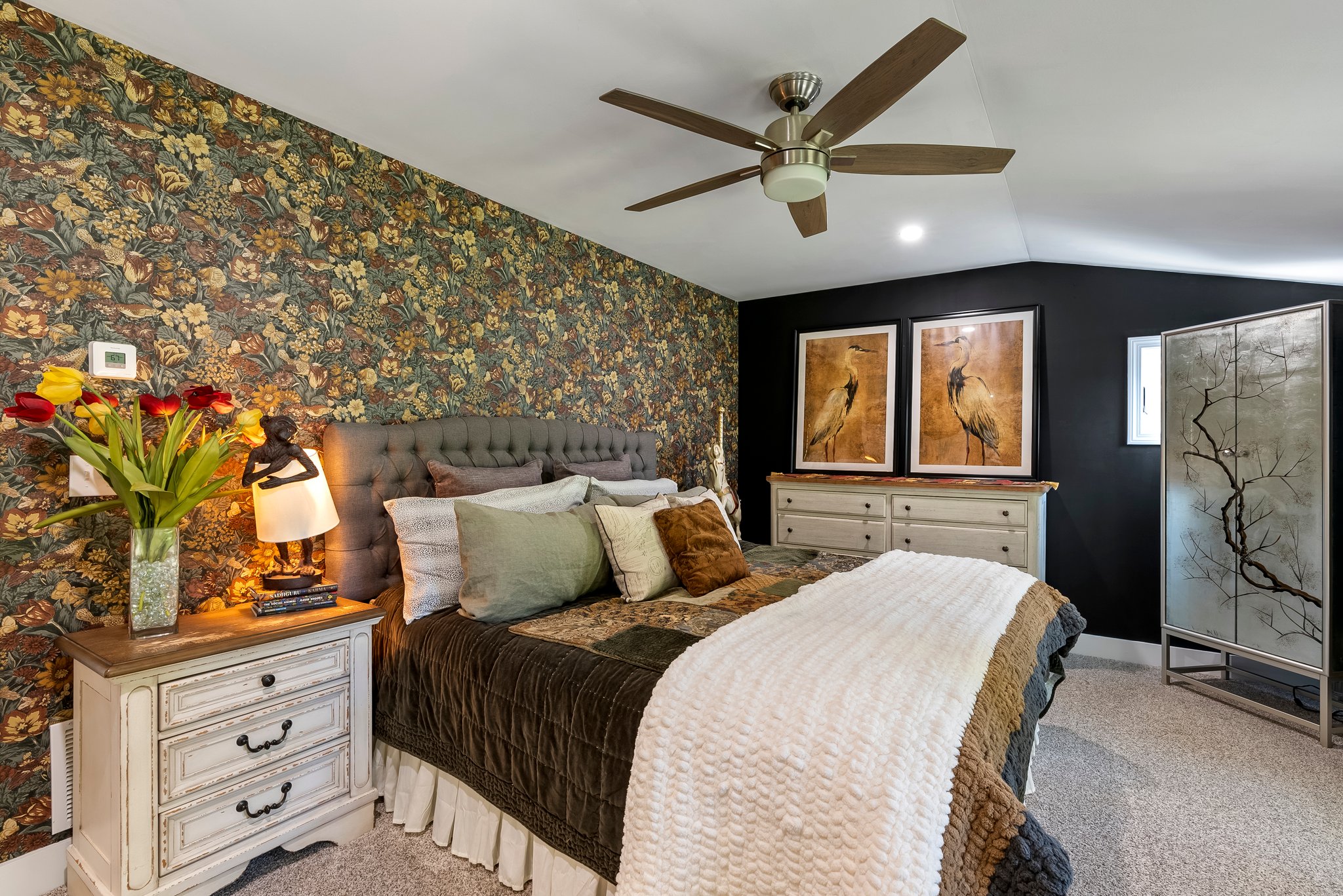  Charming Expanded Cape is Newly Remodeled - 物件實景