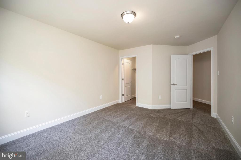 Stafford, Virginia, 22554, United States, 5 Bedrooms Bedrooms, ,5 BathroomsBathrooms,Residential,For Sale,2047982