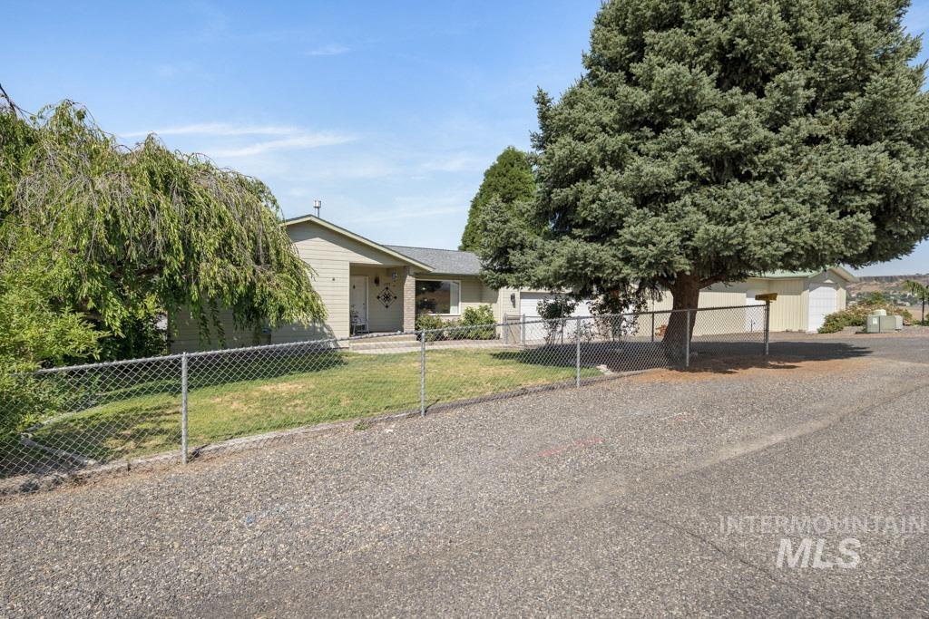 Clarkston, Washington, 99403, United States, 3 Bedrooms Bedrooms, ,Residential,For Sale,1901877