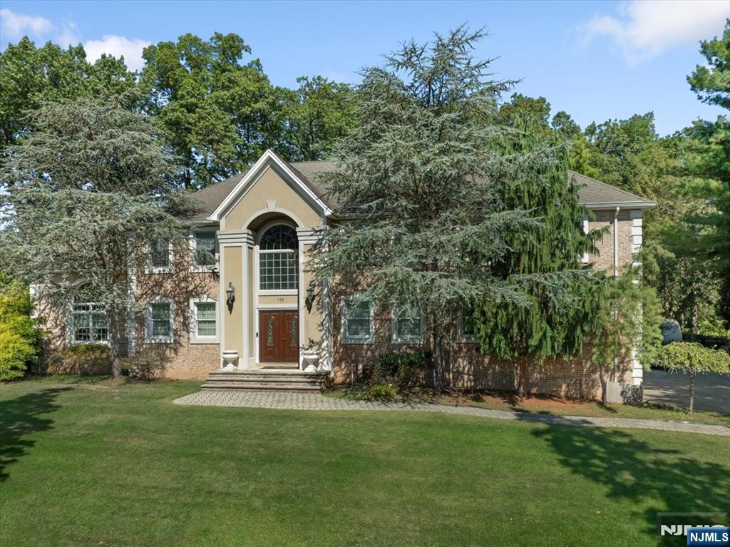 Old Tappan, New Jersey, 07675, United States, 4 Bedrooms Bedrooms, ,5 BathroomsBathrooms,Residential,For Sale,1991175