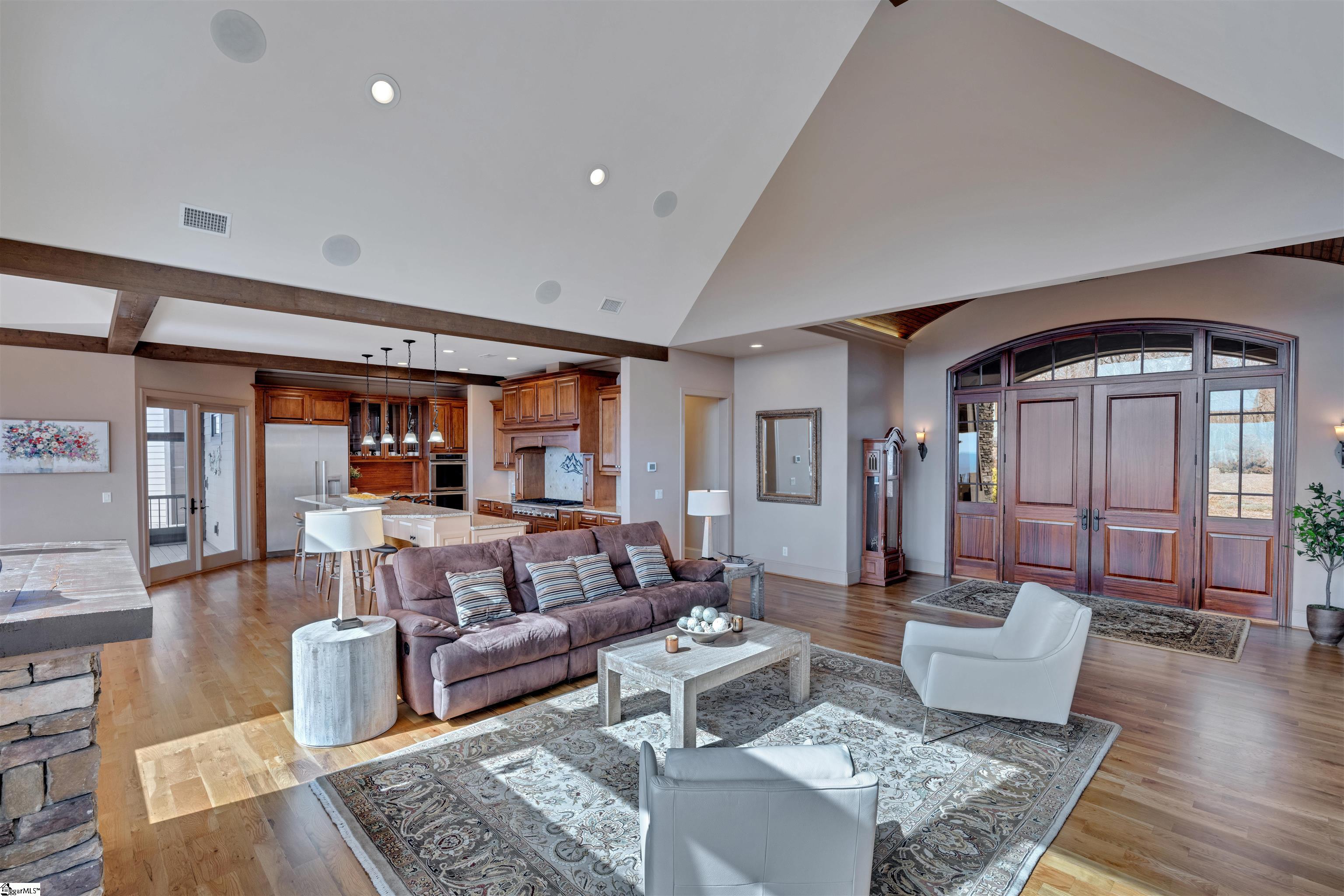 Landrum, South Carolina, 29356, United States, 5 Bedrooms Bedrooms, ,6 BathroomsBathrooms,Residential,For Sale,1714333