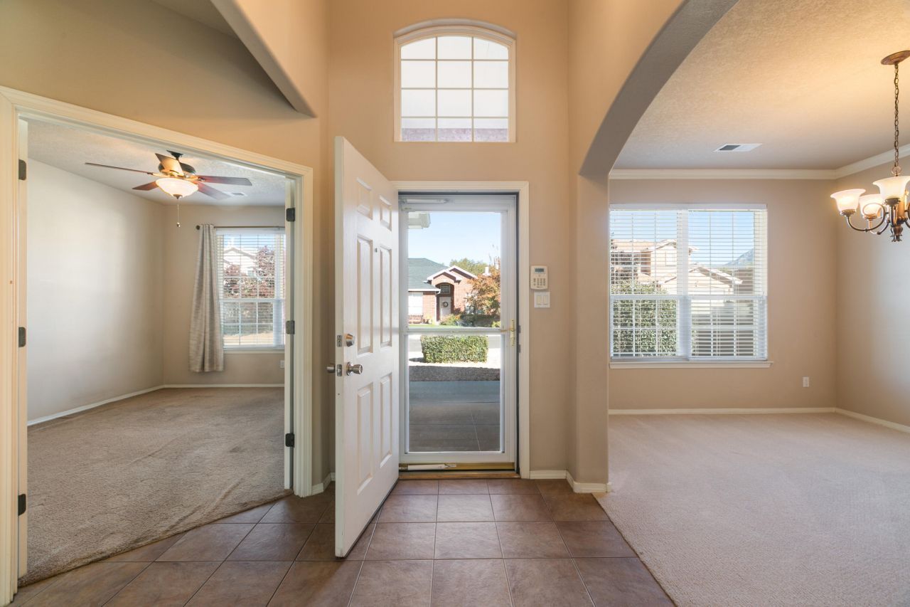 Albuquerque, New Mexico, 87122, United States, 3 Bedrooms Bedrooms, ,2 BathroomsBathrooms,Residential,For Sale,1984801