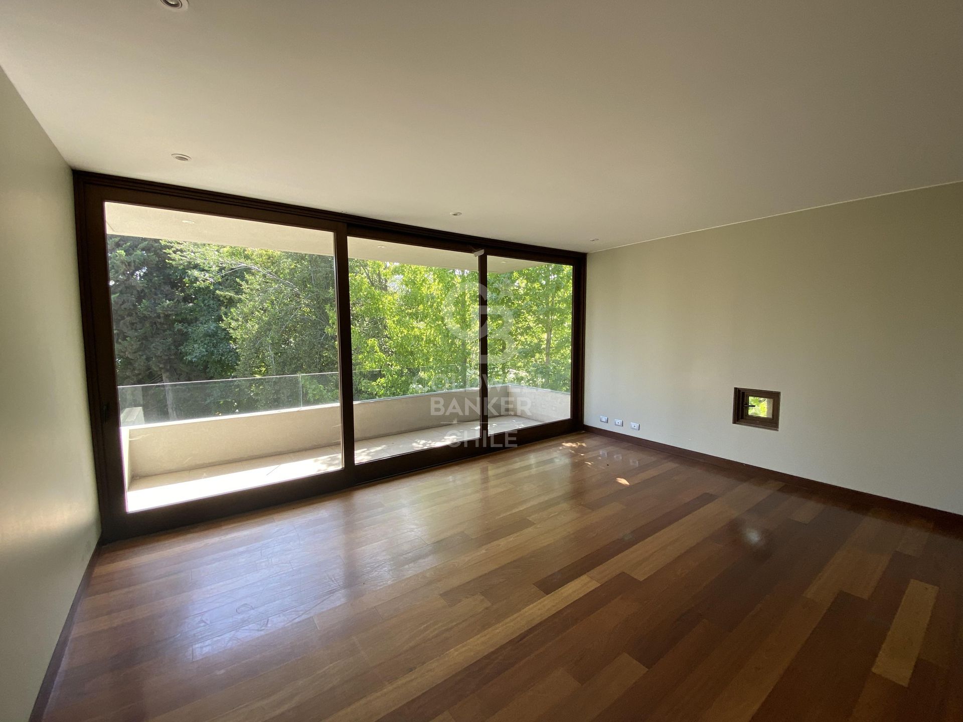 Las Condes, Chile, 5 Bedrooms Bedrooms, ,3 BathroomsBathrooms,Residential,For Sale,1714387