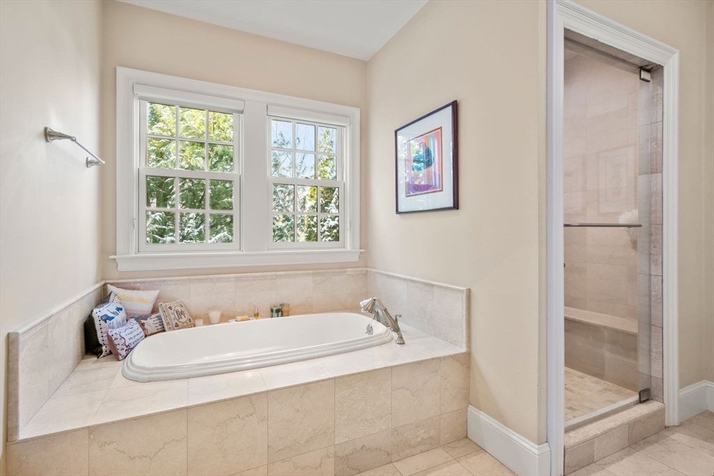 Weston, Massachusetts, 02493, United States, 3 Bedrooms Bedrooms, ,5 BathroomsBathrooms,Residential,For Sale,1941608
