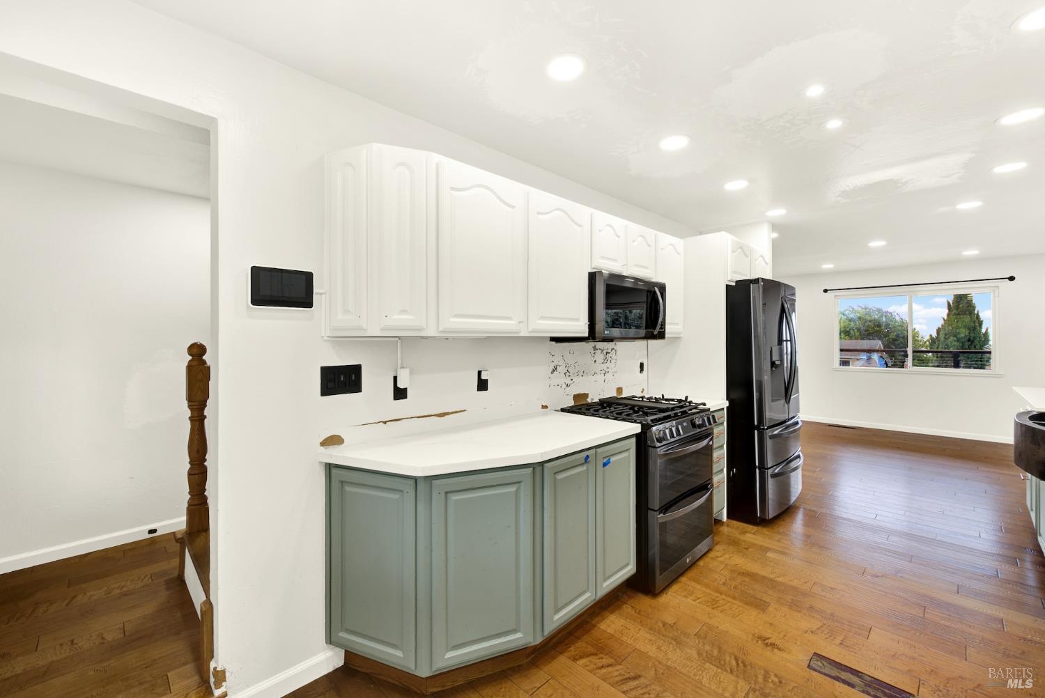 Benicia, California, 94510, United States, 4 Bedrooms Bedrooms, ,3 BathroomsBathrooms,Residential,For Sale,1989511