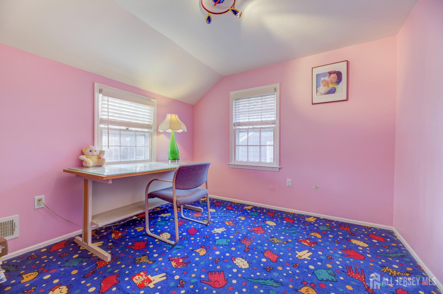 New Brunswick, New Jersey, 08901, United States, 4 Bedrooms Bedrooms, ,4 BathroomsBathrooms,Residential,For Sale,1996450