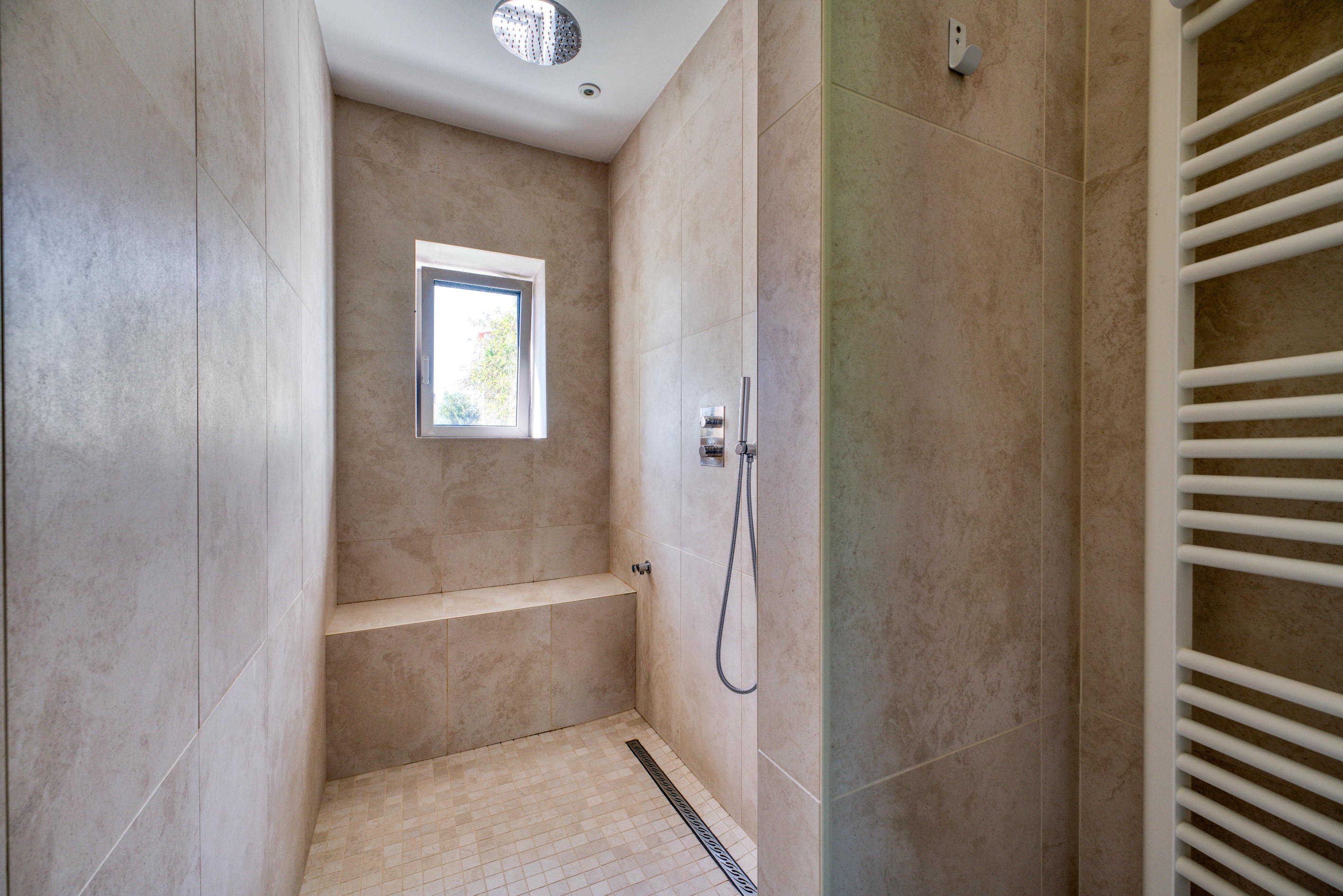  A Unique Opportunity on the Market – High-End Features, Swimming Pool & Prime S… - 物件實景
