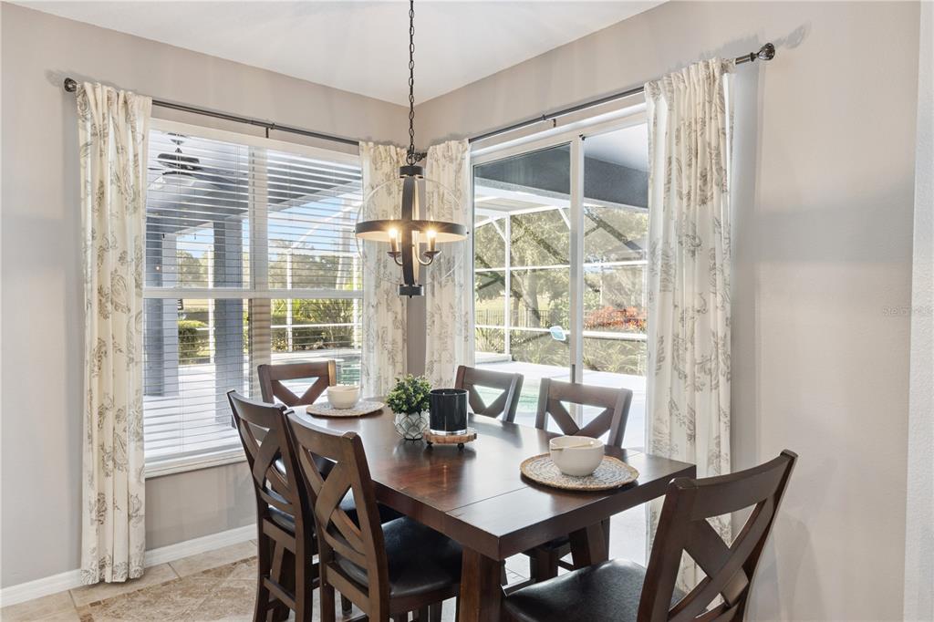 Apopka, Florida, 32712, United States, 5 Bedrooms Bedrooms, ,3 BathroomsBathrooms,Residential,For Sale,2003317