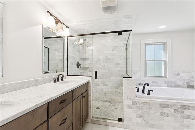 New Orleans, Louisiana, 70124, United States, 4 Bedrooms Bedrooms, ,3 BathroomsBathrooms,Residential,For Sale,2006201