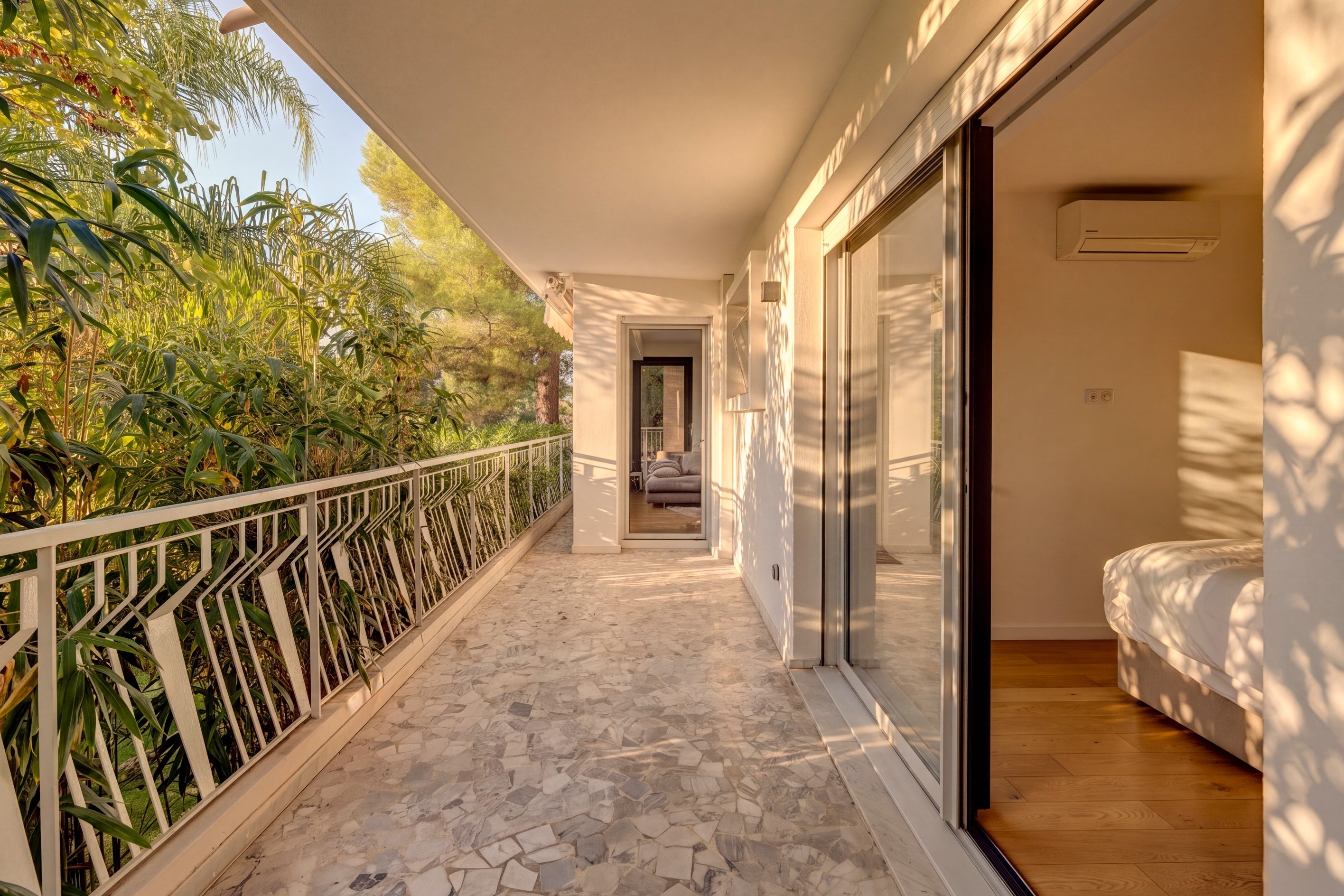  Family apartment with a private garden in Cannes Oxford - 物件實景