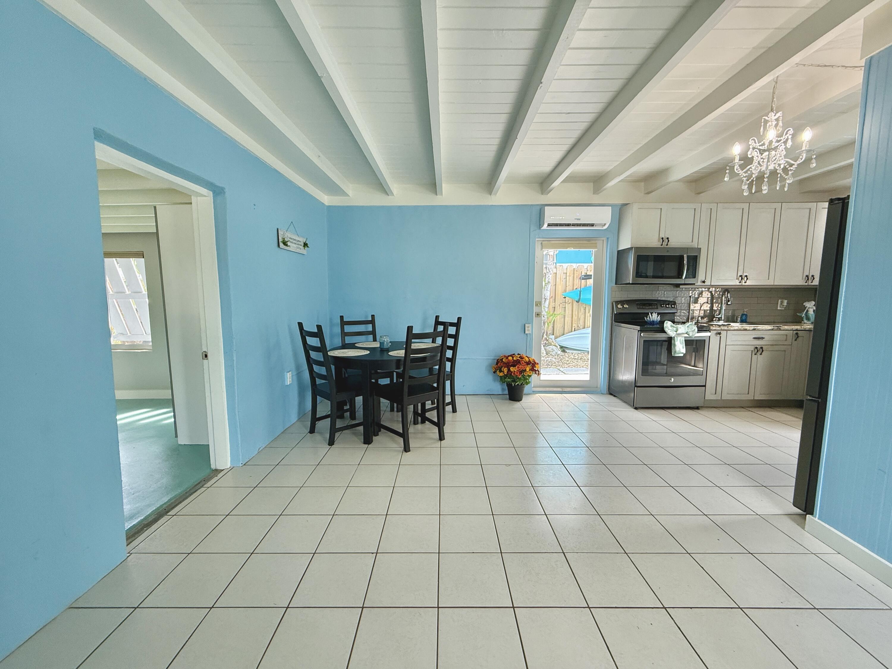 KEY LARGO, Florida, 33037, United States, 1 Bedroom Bedrooms, ,1 BathroomBathrooms,Residential,For Sale,1827867