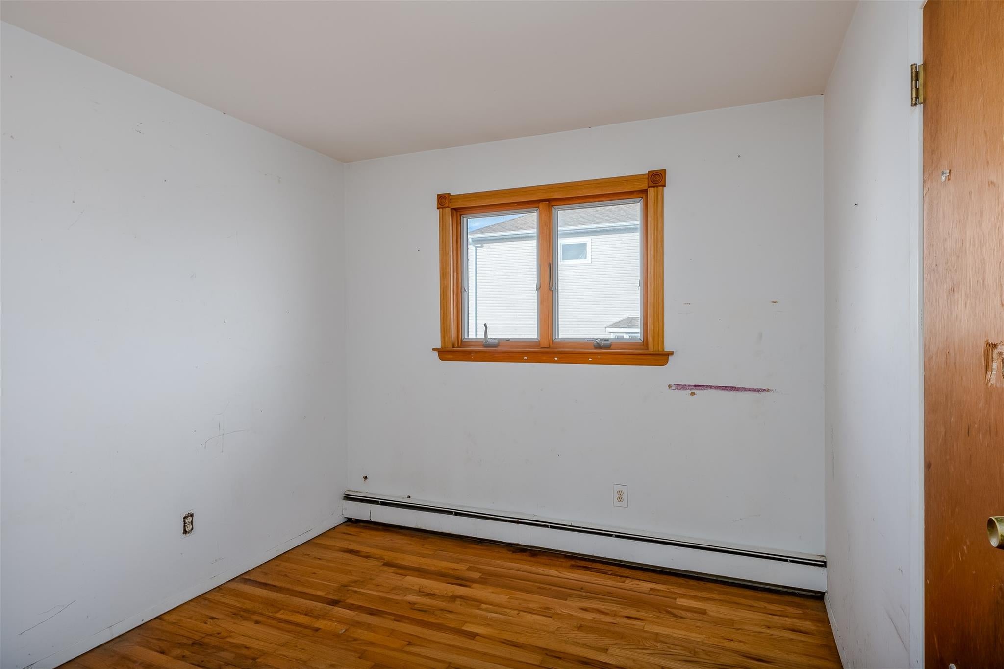 Freeport, New York, 11520, United States, 4 Bedrooms Bedrooms, ,2 BathroomsBathrooms,Residential,For Sale,1893600