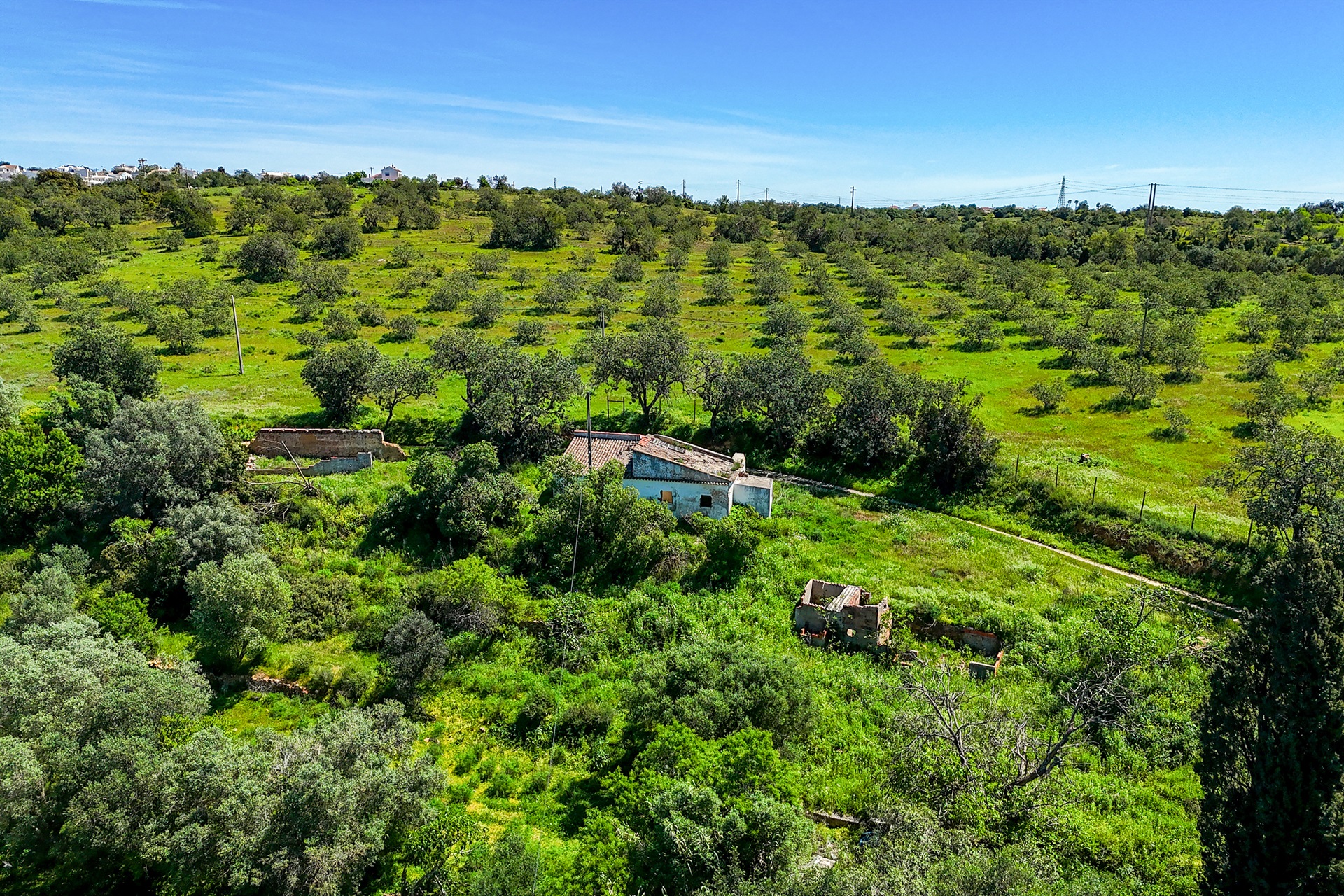  Terreno com ruina for Sale - 物件實景