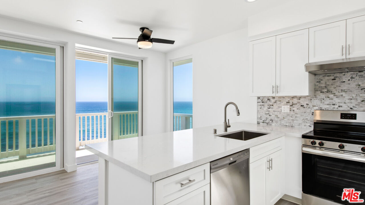 Malibu, California, 90265, United States, 2 Bedrooms Bedrooms, ,1 BathroomBathrooms,Residential,For Sale,1895662