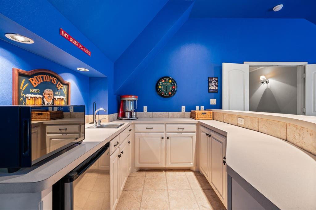Colleyville, Texas, 76034, United States, 4 Bedrooms Bedrooms, ,3 BathroomsBathrooms,Residential,For Sale,1894998