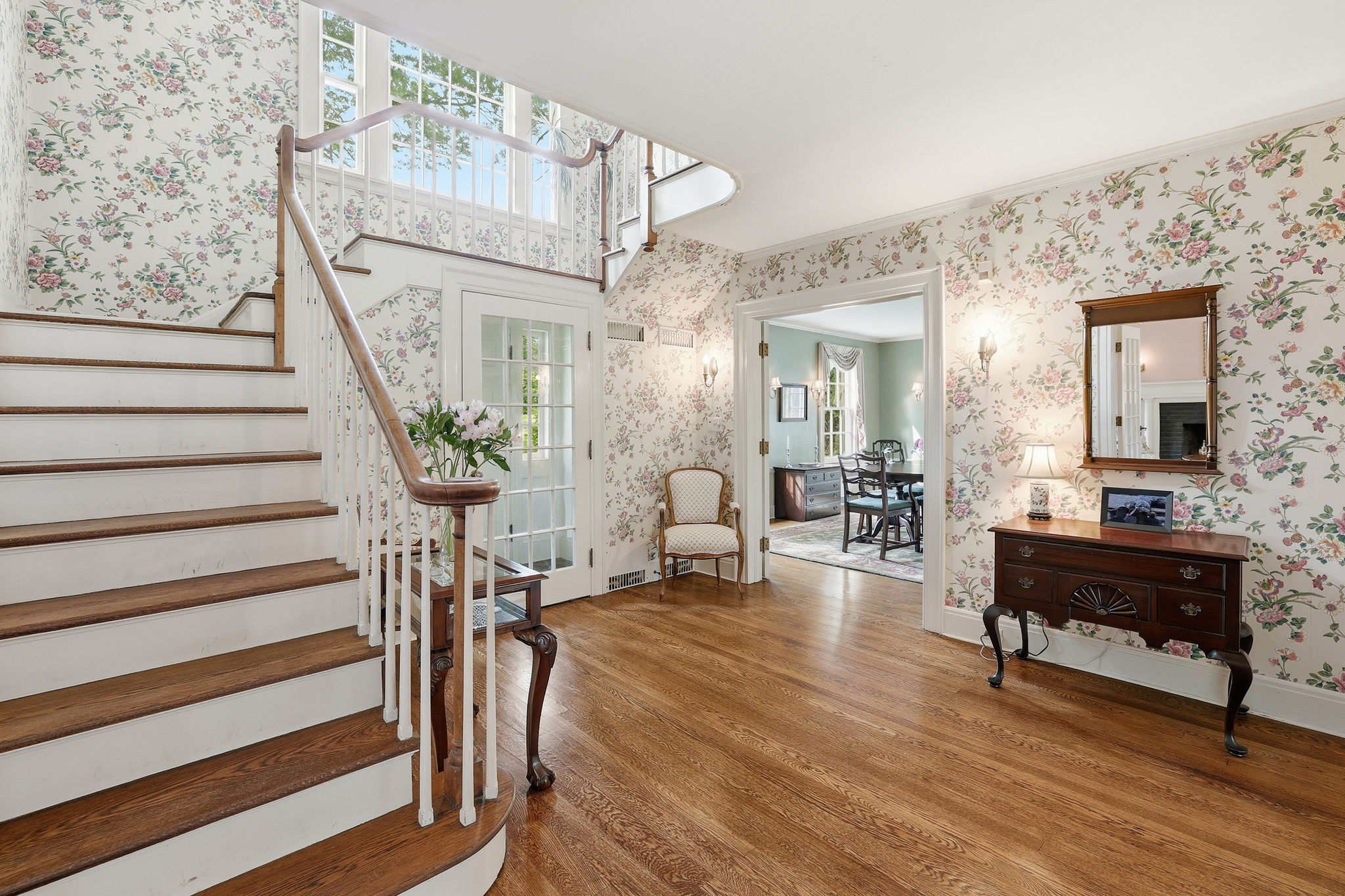  Timeless 1920s Colonial: A Historic Fairfield Grand Dame - 物件實景