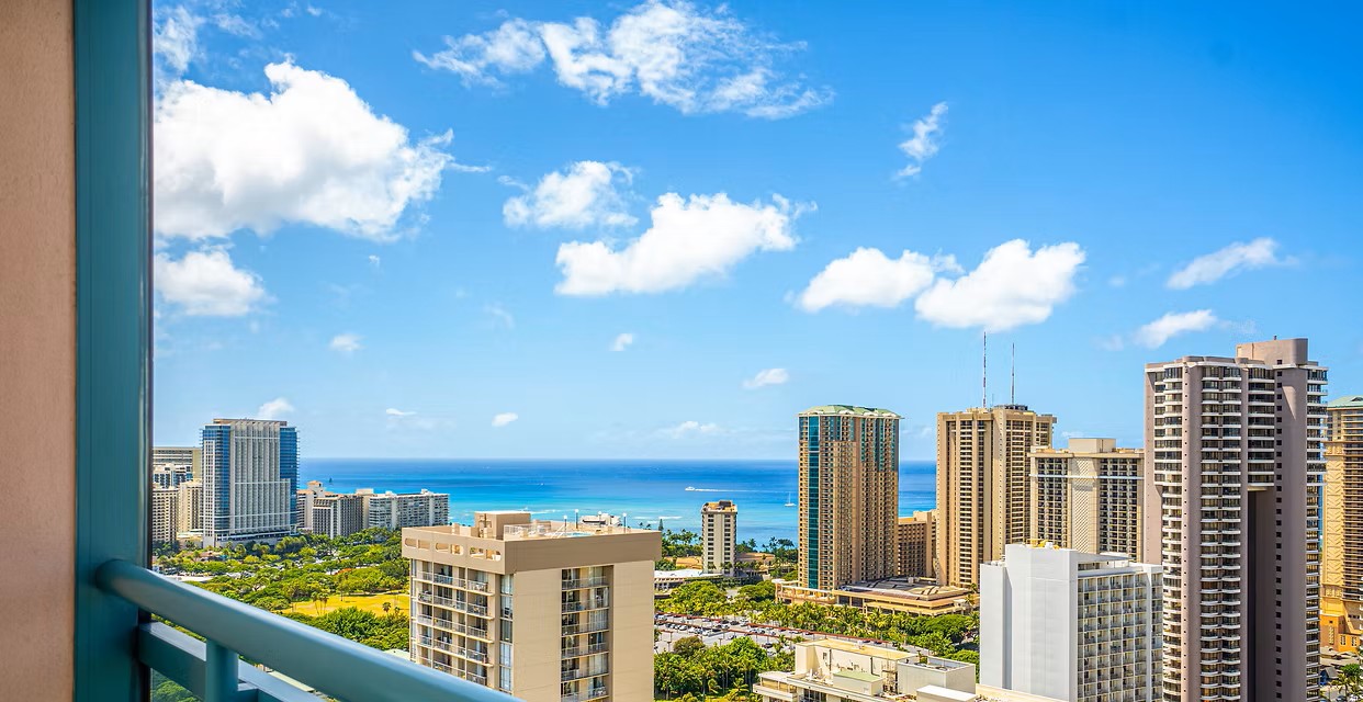 Honolulu, Hawaii, 96815, United States, 3 Bedrooms Bedrooms, ,3 BathroomsBathrooms,Residential,For Sale,1983935